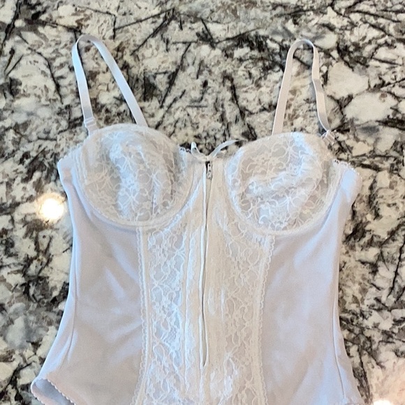 Pink Petals Control Shaper (Girdle) White, 30C,  Adjustable Straps - Picture 6 of 12